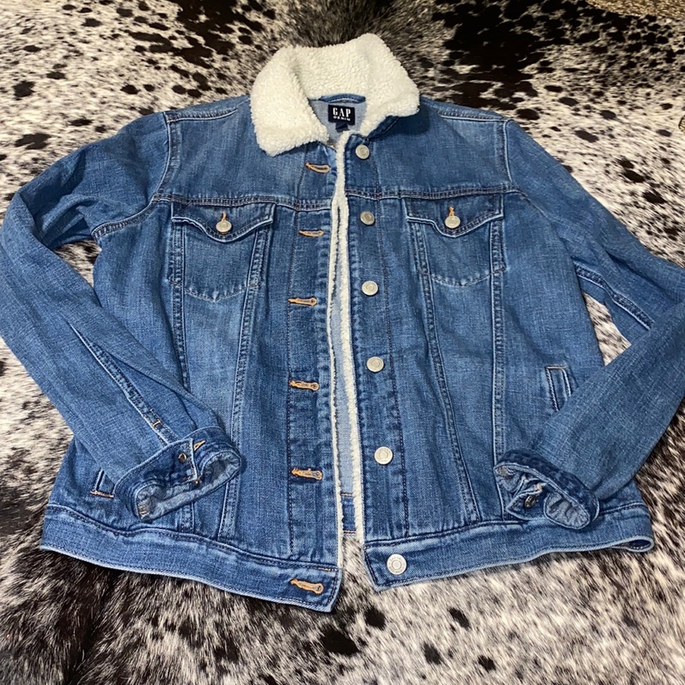GAP Sherpa Lined Denim Jean Jacket
